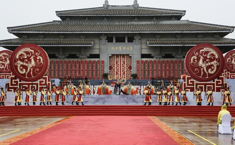 舞蹈团引领文化新风尚